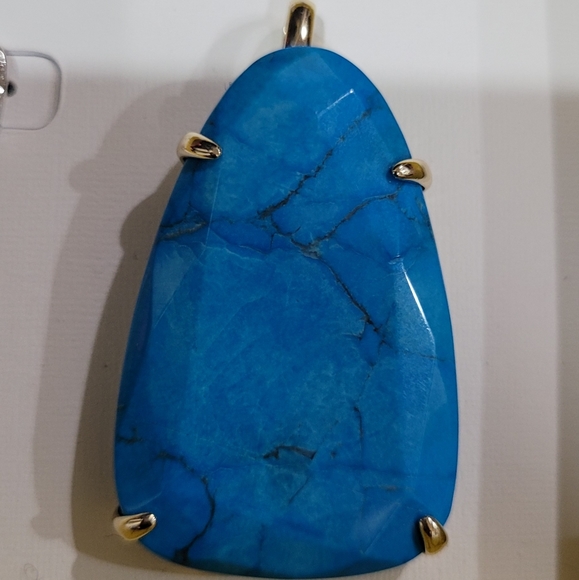 Custom Kendra Scott Stone with Pendant Howlite - Picture 7 of 9